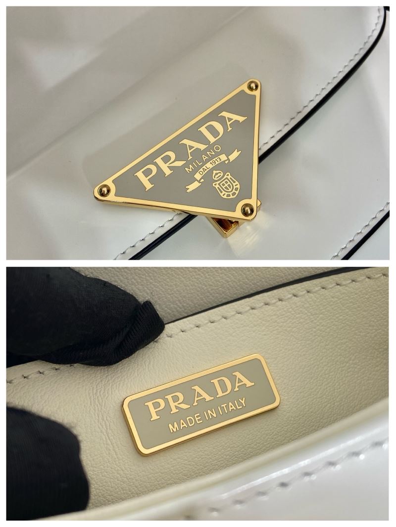 Pra*a hobo bags